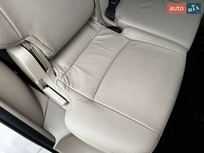 Внедорожник / Кроссовер Mitsubishi Outlander 2011 в Дрогобыче