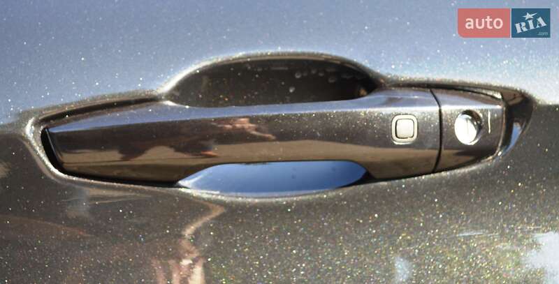 Позашляховик / Кросовер Mitsubishi Outlander 2021 в Одесі