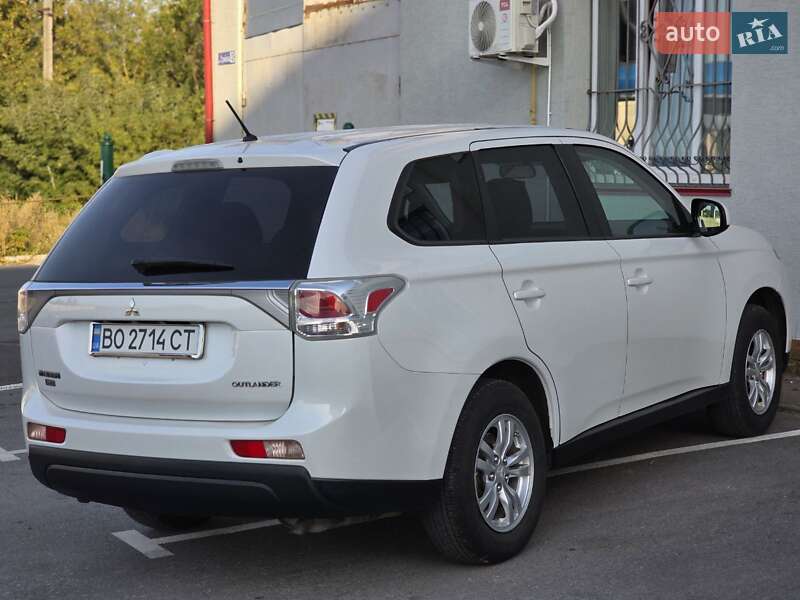 Позашляховик / Кросовер Mitsubishi Outlander 2013 в Тернополі фото 13 Позашляховик / Кросовер Mitsubishi Outlander 2013 в Тернополі