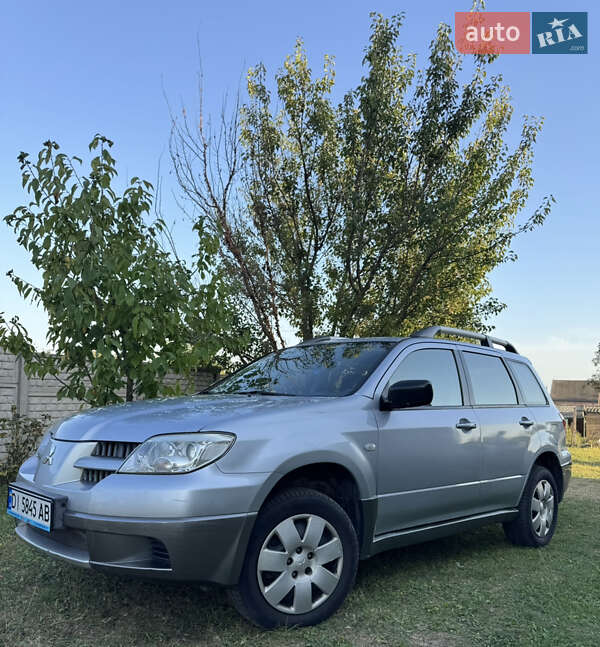 Mitsubishi Outlander 2005
