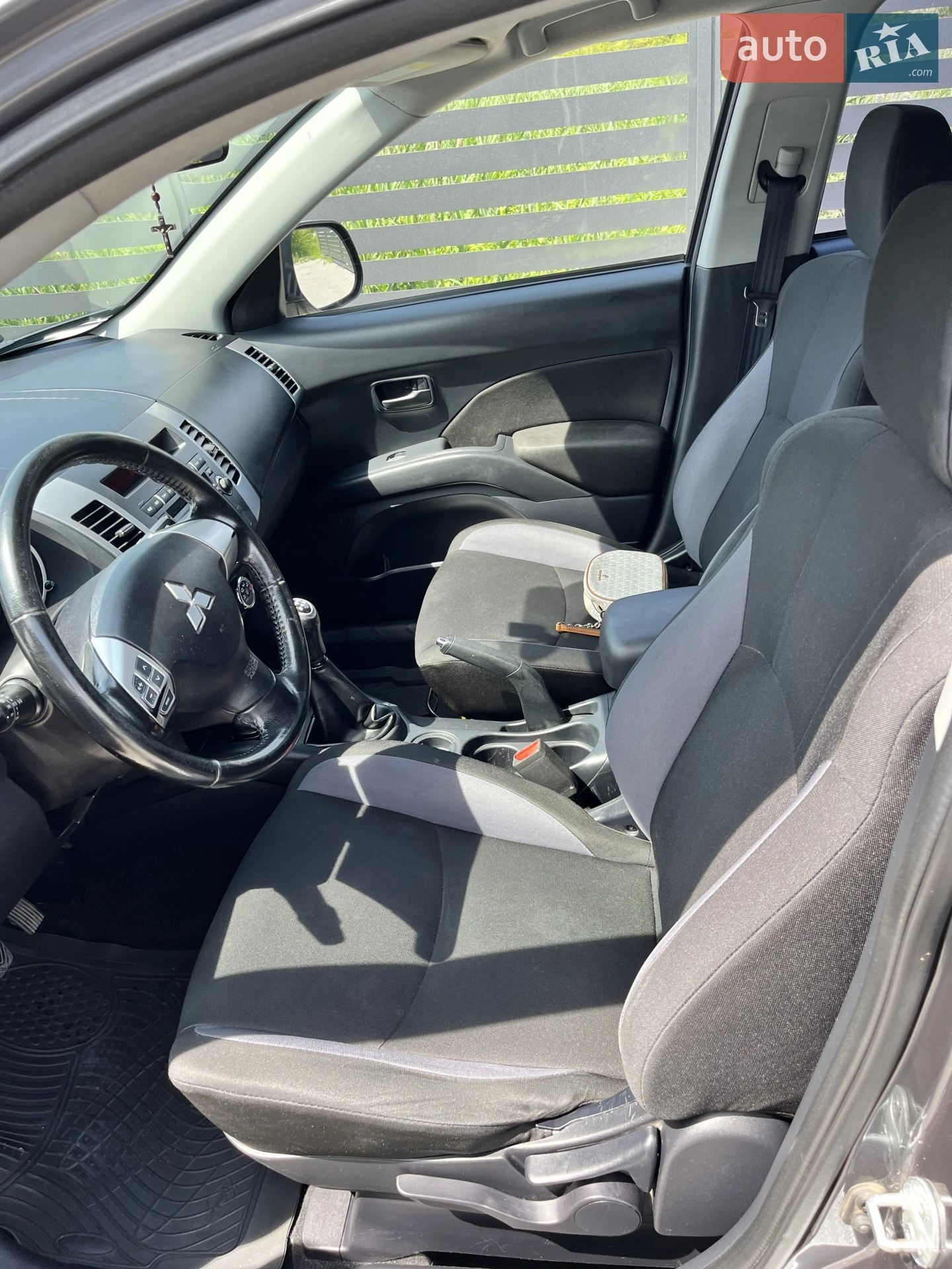 2012 Mitsubishi Outlander - мініатюра 10
