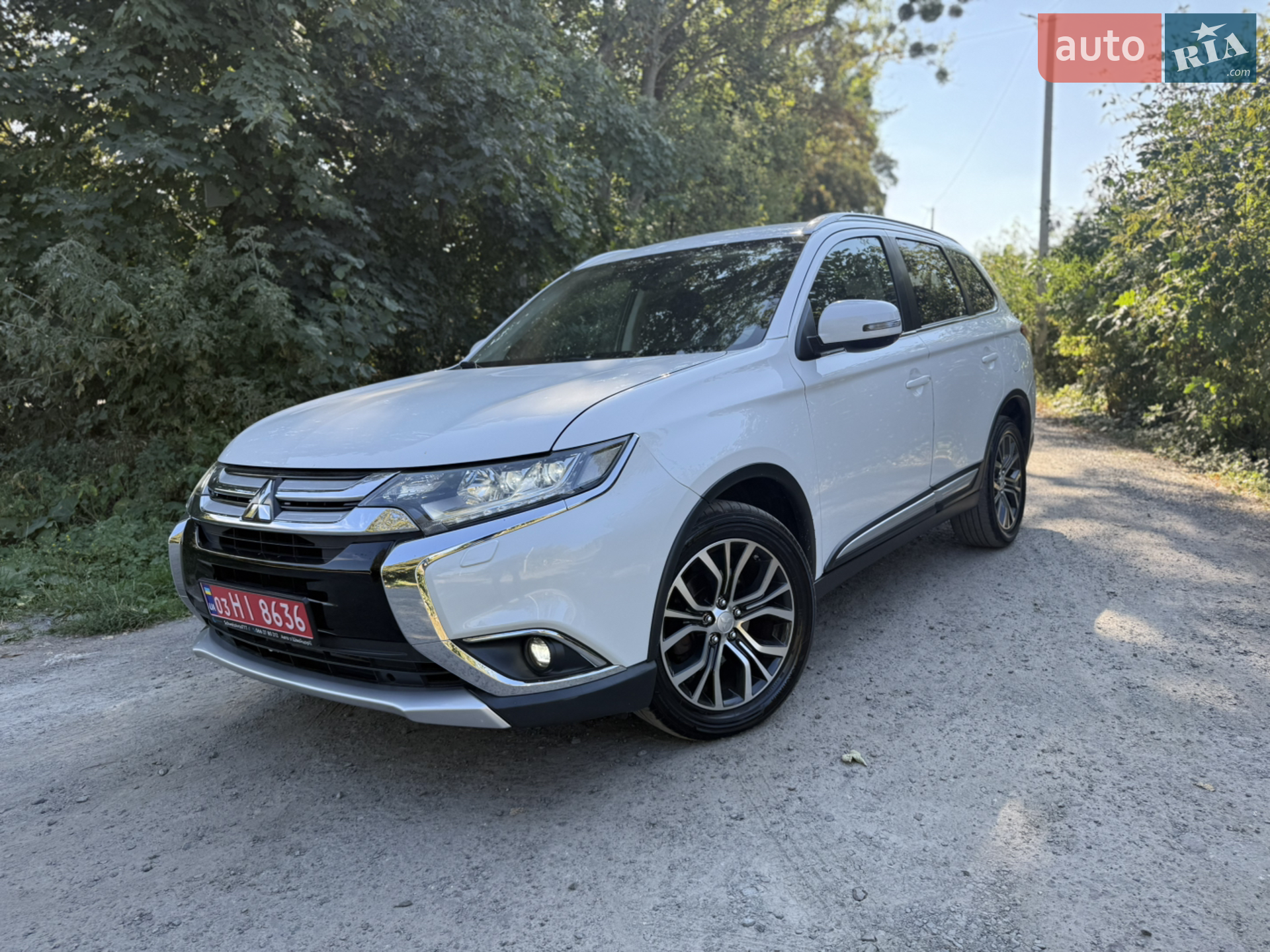 2016 Mitsubishi Outlander - мініатюра 12