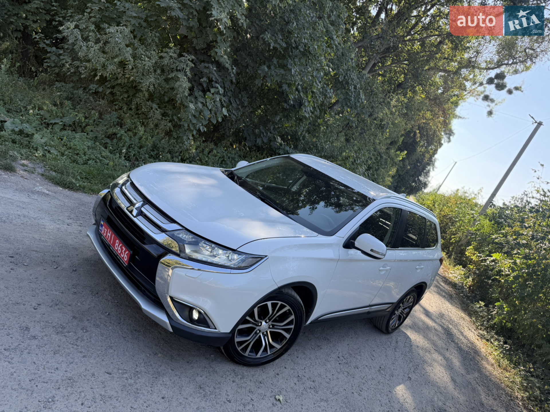 2016 Mitsubishi Outlander - мініатюра 13