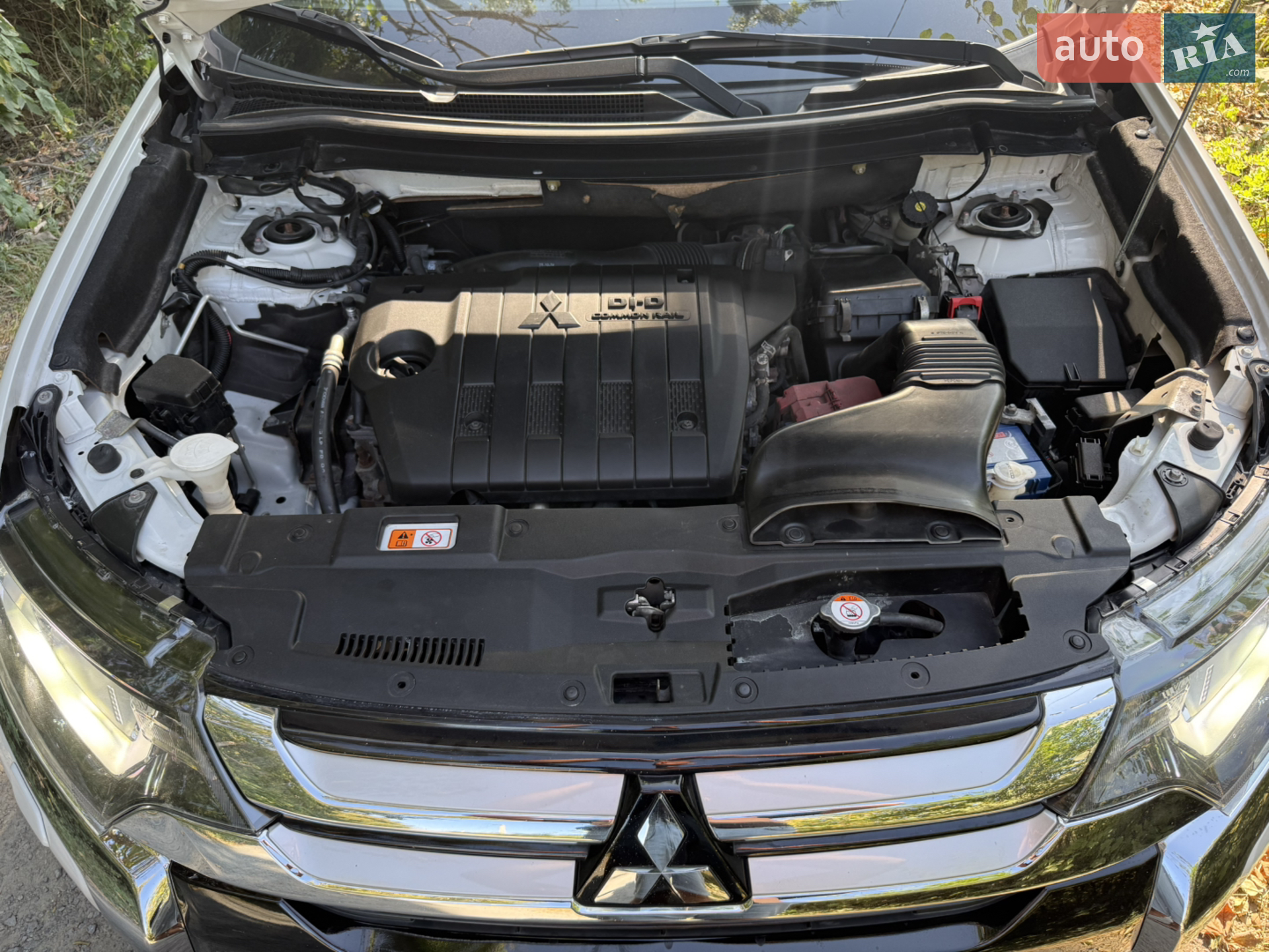 2016 Mitsubishi Outlander - мініатюра 45
