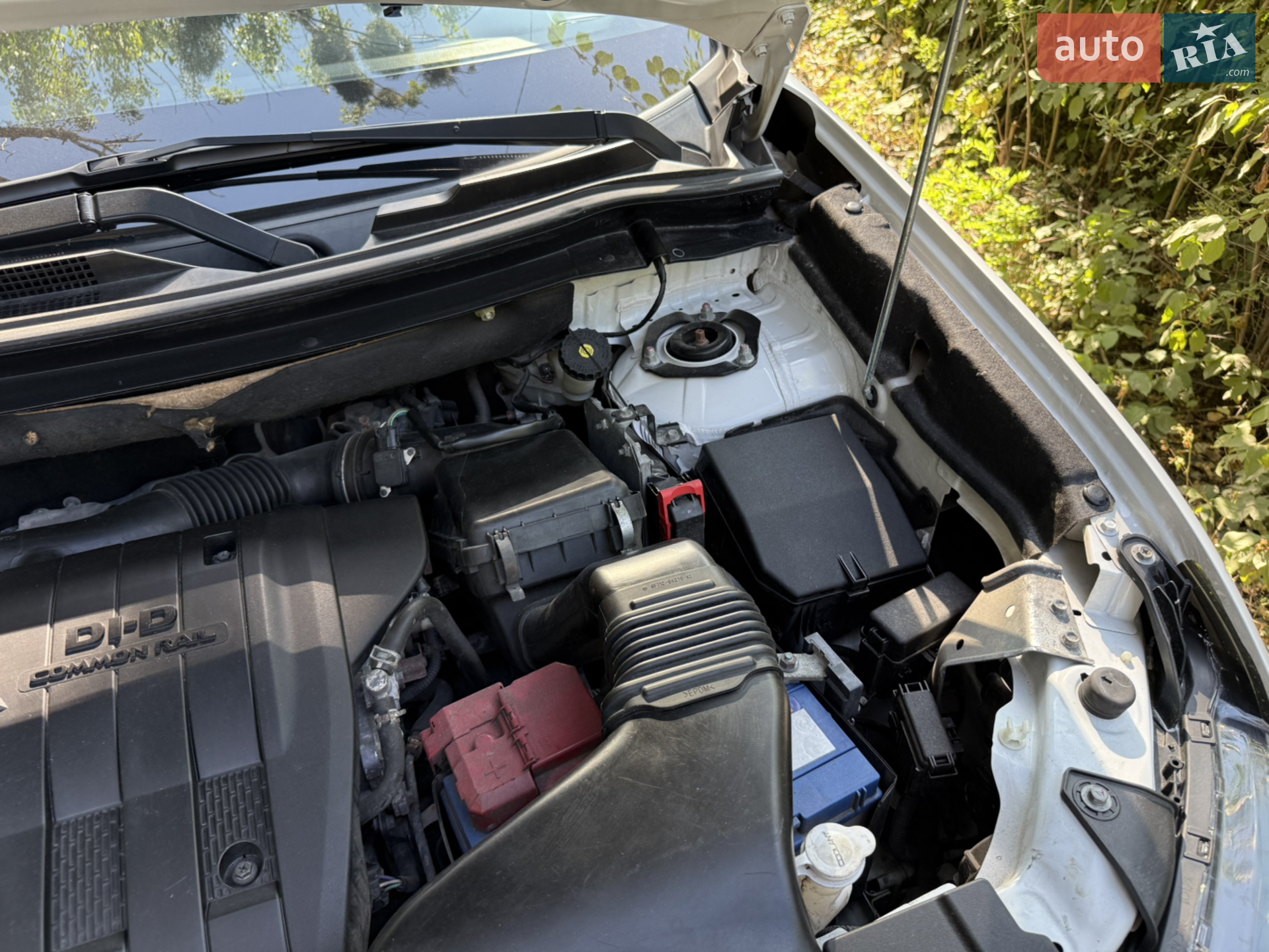 2016 Mitsubishi Outlander - мініатюра 47