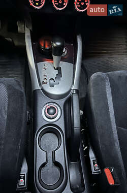 Внедорожник / Кроссовер Mitsubishi Outlander 2010 в 
