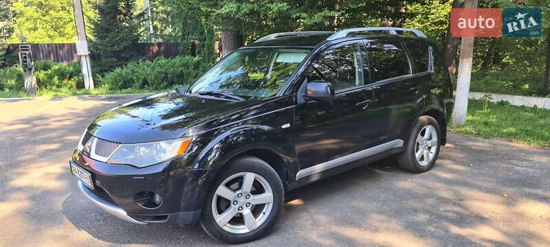 Позашляховик / Кросовер Mitsubishi Outlander 2008 в Дубні