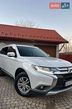 Внедорожник / Кроссовер Mitsubishi Outlander 2018 в Черновцах