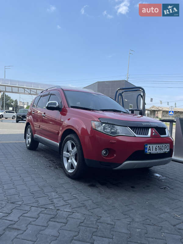Внедорожник / Кроссовер Mitsubishi Outlander 2007 в 