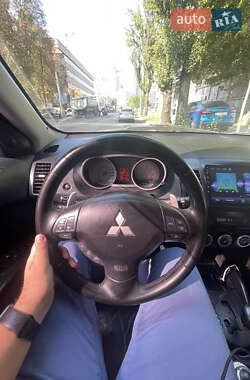 Внедорожник / Кроссовер Mitsubishi Outlander 2007 в 