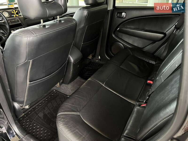 Внедорожник / Кроссовер Mitsubishi Outlander 2007 в Николаеве