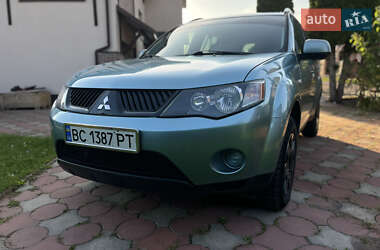 Внедорожник / Кроссовер Mitsubishi Outlander 2007 в Мостиске