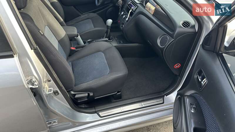 Позашляховик / Кросовер Mitsubishi Outlander 2007 в Чернігові фото 19 Позашляховик / Кросовер Mitsubishi Outlander 2007 в Чернігові