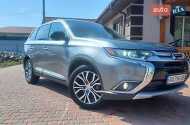 Внедорожник / Кроссовер Mitsubishi Outlander 2017 в Миргороде