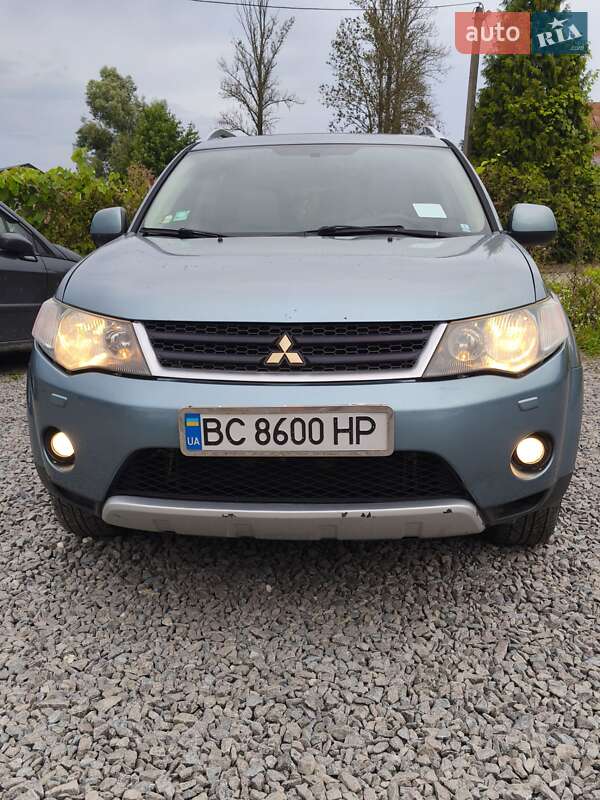 Mitsubishi Outlander 2008