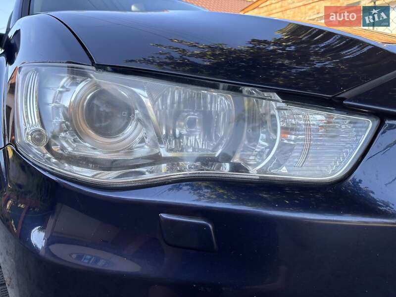 Позашляховик / Кросовер Mitsubishi Outlander 2010 в Білій Церкві