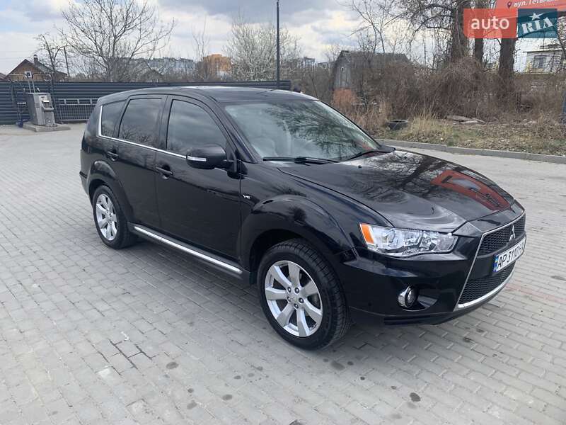 Mitsubishi Outlander 2010