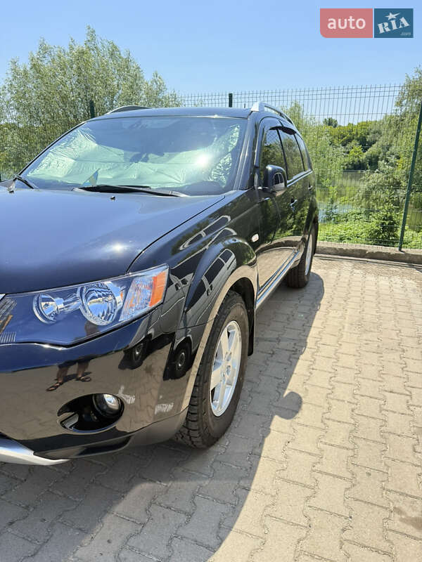 Внедорожник / Кроссовер Mitsubishi Outlander 2008 в Черновцах фото 13 Внедорожник / Кроссовер Mitsubishi Outlander 2008 в Черновцах