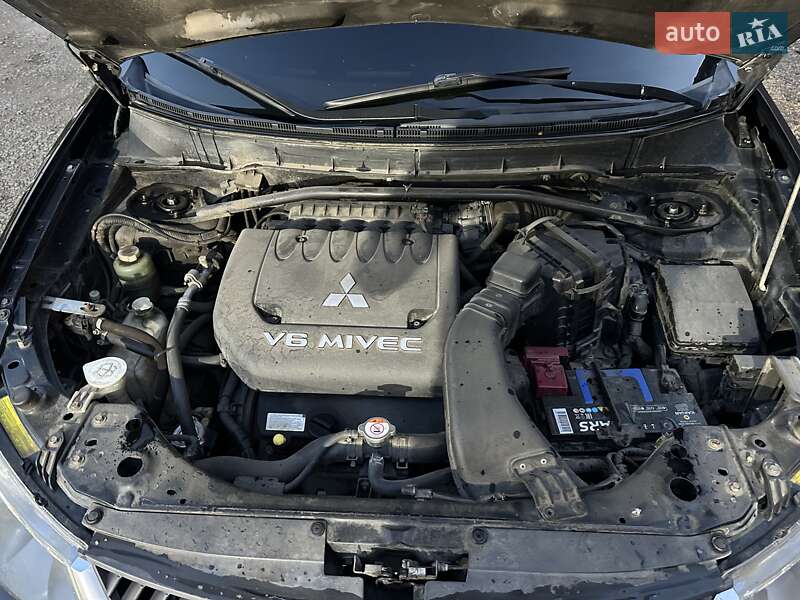 Позашляховик / Кросовер Mitsubishi Outlander 2007 в Сахновщині