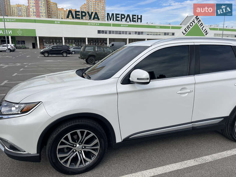 Позашляховик / Кросовер Mitsubishi Outlander 2017 в Києві фото 33 Позашляховик / Кросовер Mitsubishi Outlander 2017 в Києві