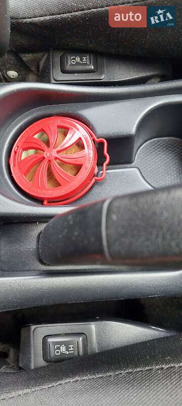 Позашляховик / Кросовер Mitsubishi Outlander 2012 в Чернівцях фото 24 Позашляховик / Кросовер Mitsubishi Outlander 2012 в Чернівцях