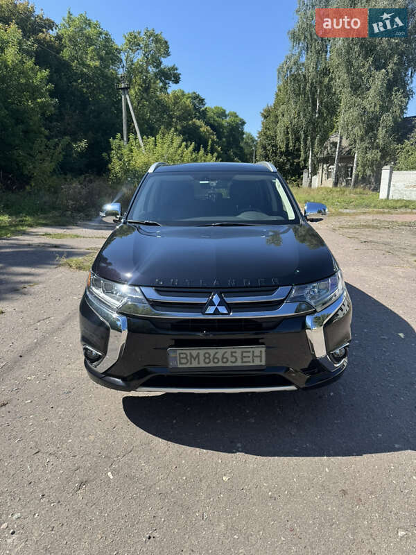 Позашляховик / Кросовер Mitsubishi Outlander 2018 в Глухові