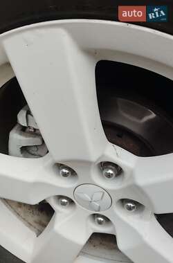 Внедорожник / Кроссовер Mitsubishi Outlander 2008 в 