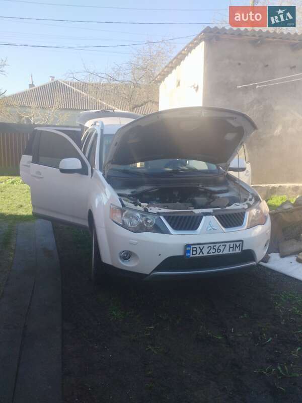 Позашляховик / Кросовер Mitsubishi Outlander 2008 в Кам'янець-Подільському