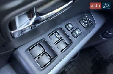 Внедорожник / Кроссовер Mitsubishi Outlander 2008 в 