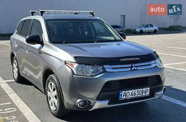 Внедорожник / Кроссовер Mitsubishi Outlander 2014 в Полтаве