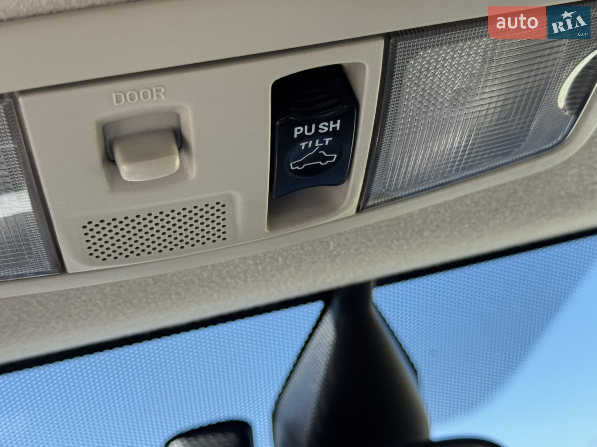 2012 Mitsubishi Outlander - мініатюра 17
