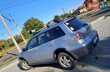 Внедорожник / Кроссовер Mitsubishi Outlander 2003 в 
