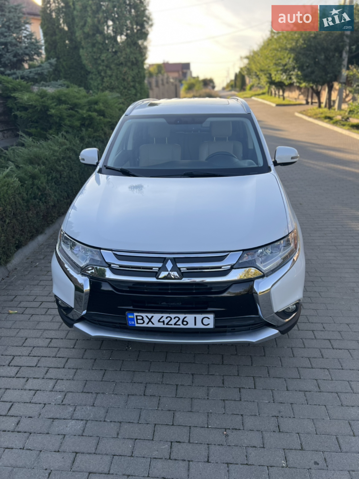 2015 Mitsubishi Outlander - мініатюра 8