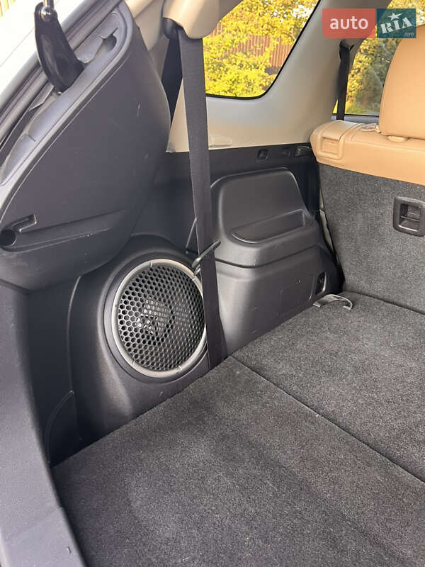 Позашляховик / Кросовер Mitsubishi Outlander 2015 в Хмельницькому