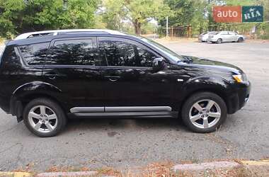 Внедорожник / Кроссовер Mitsubishi Outlander 2008 в 