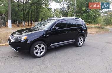 Внедорожник / Кроссовер Mitsubishi Outlander 2008 в 