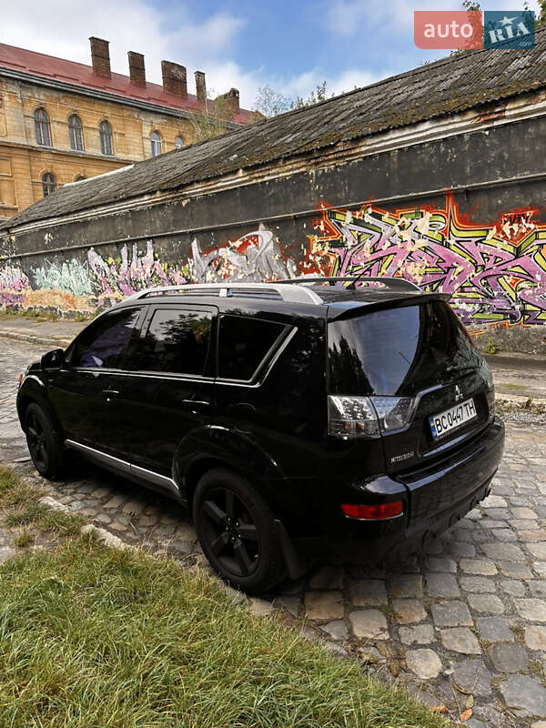 Внедорожник / Кроссовер Mitsubishi Outlander 2008 в Львове фото 4 Внедорожник / Кроссовер Mitsubishi Outlander 2008 в Львове