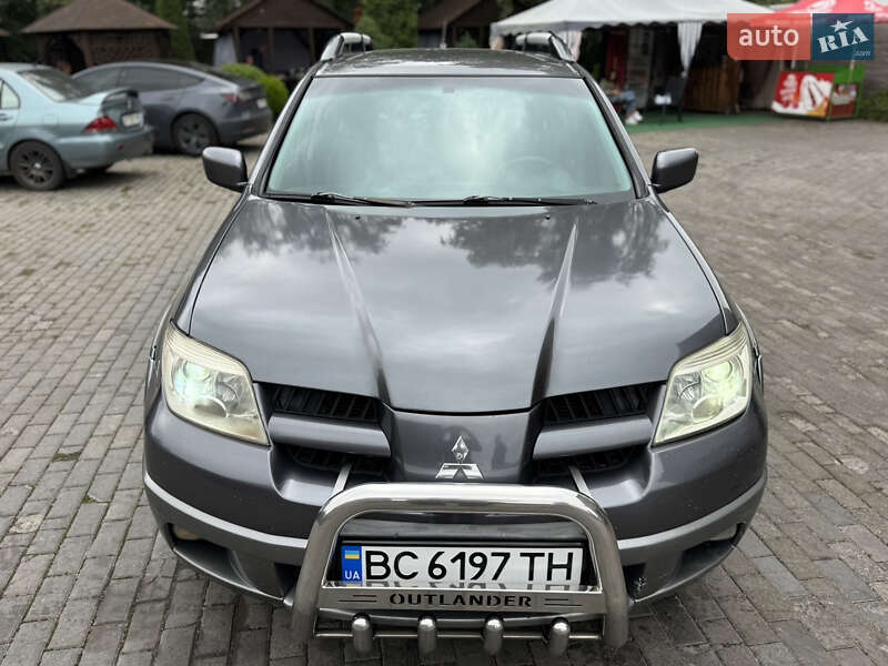 Внедорожник / Кроссовер Mitsubishi Outlander 2006 в Львове