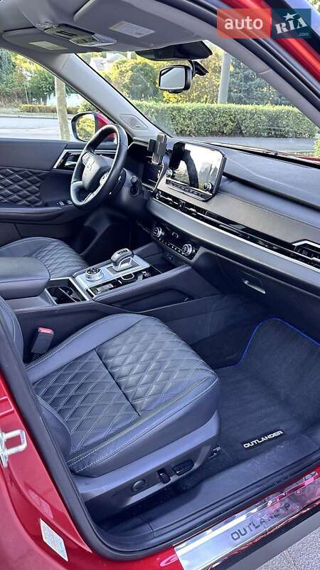 Внедорожник / Кроссовер Mitsubishi Outlander 2023 в Днепре фото 37 Внедорожник / Кроссовер Mitsubishi Outlander 2023 в Днепре