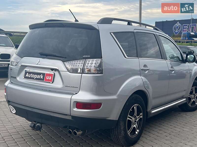 Позашляховик / Кросовер Mitsubishi Outlander 2012 в Львові фото 29 Позашляховик / Кросовер Mitsubishi Outlander 2012 в Львові