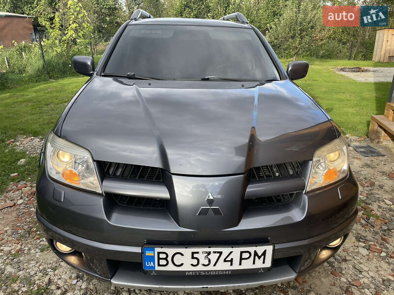 Внедорожник / Кроссовер Mitsubishi Outlander 2006 в Трускавце