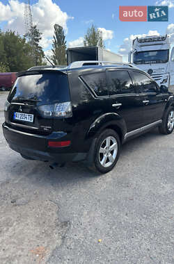 Позашляховик / Кросовер Mitsubishi Outlander 2008 в 