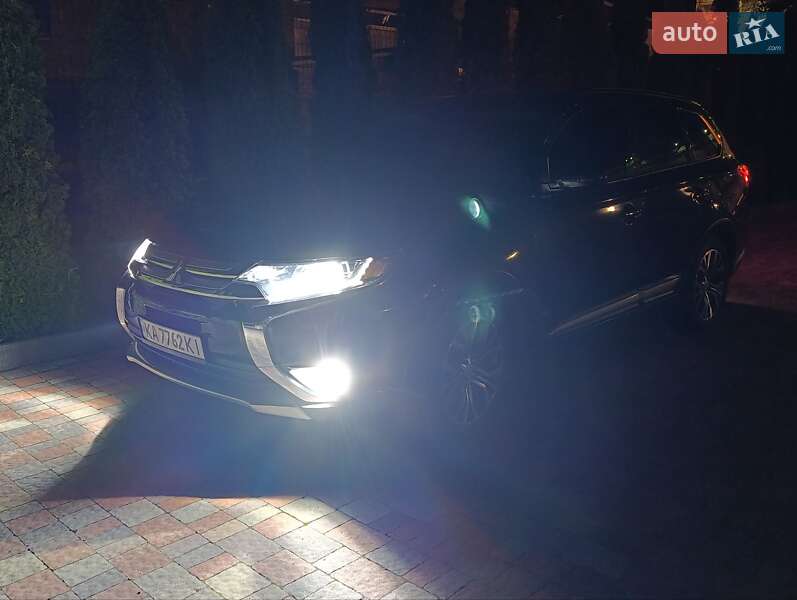 Позашляховик / Кросовер Mitsubishi Outlander 2016 в Білій Церкві фото 48 Позашляховик / Кросовер Mitsubishi Outlander 2016 в Білій Церкві