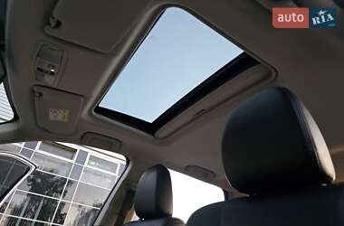 Внедорожник / Кроссовер Mitsubishi Outlander 2015 в 