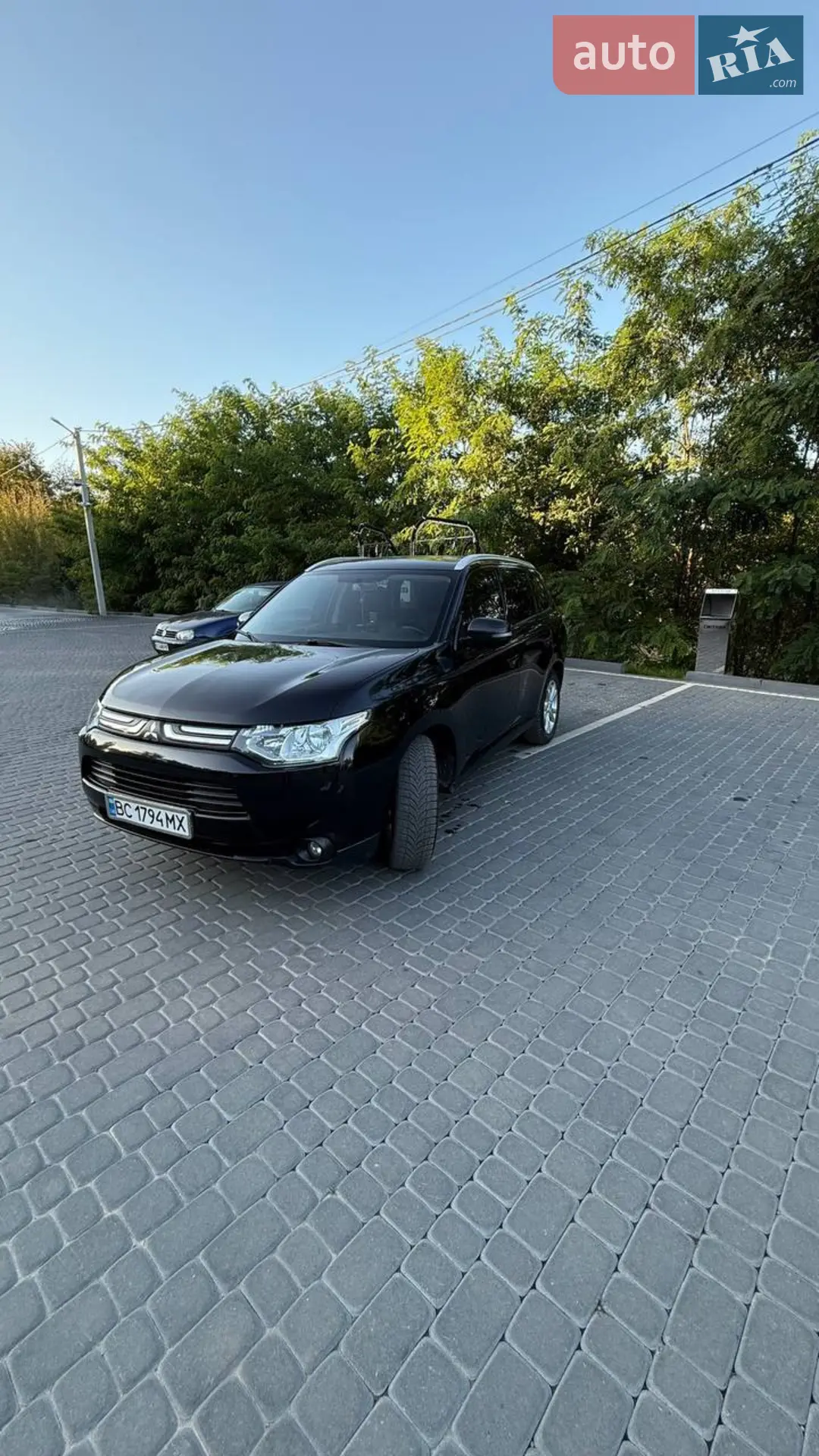 2013 Mitsubishi Outlander - фото 1