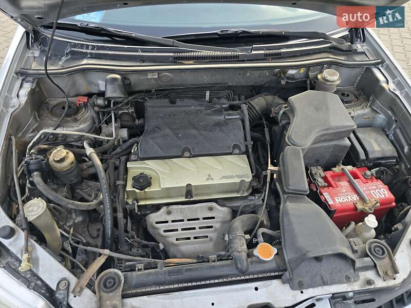 Позашляховик / Кросовер Mitsubishi Outlander 2006 в Вінниці