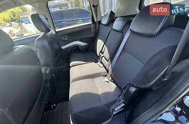 Внедорожник / Кроссовер Mitsubishi Outlander 2009 в 