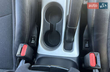 Внедорожник / Кроссовер Mitsubishi Outlander 2009 в 
