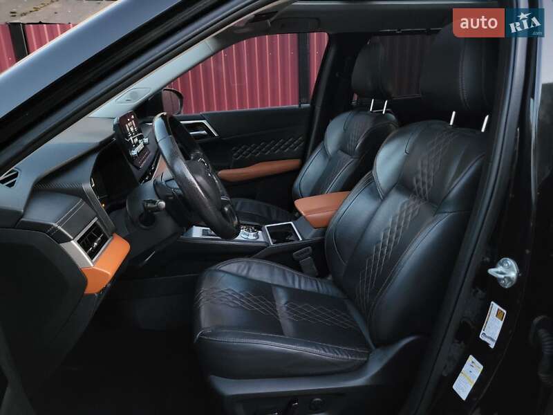 Позашляховик / Кросовер Mitsubishi Outlander 2022 в Львові