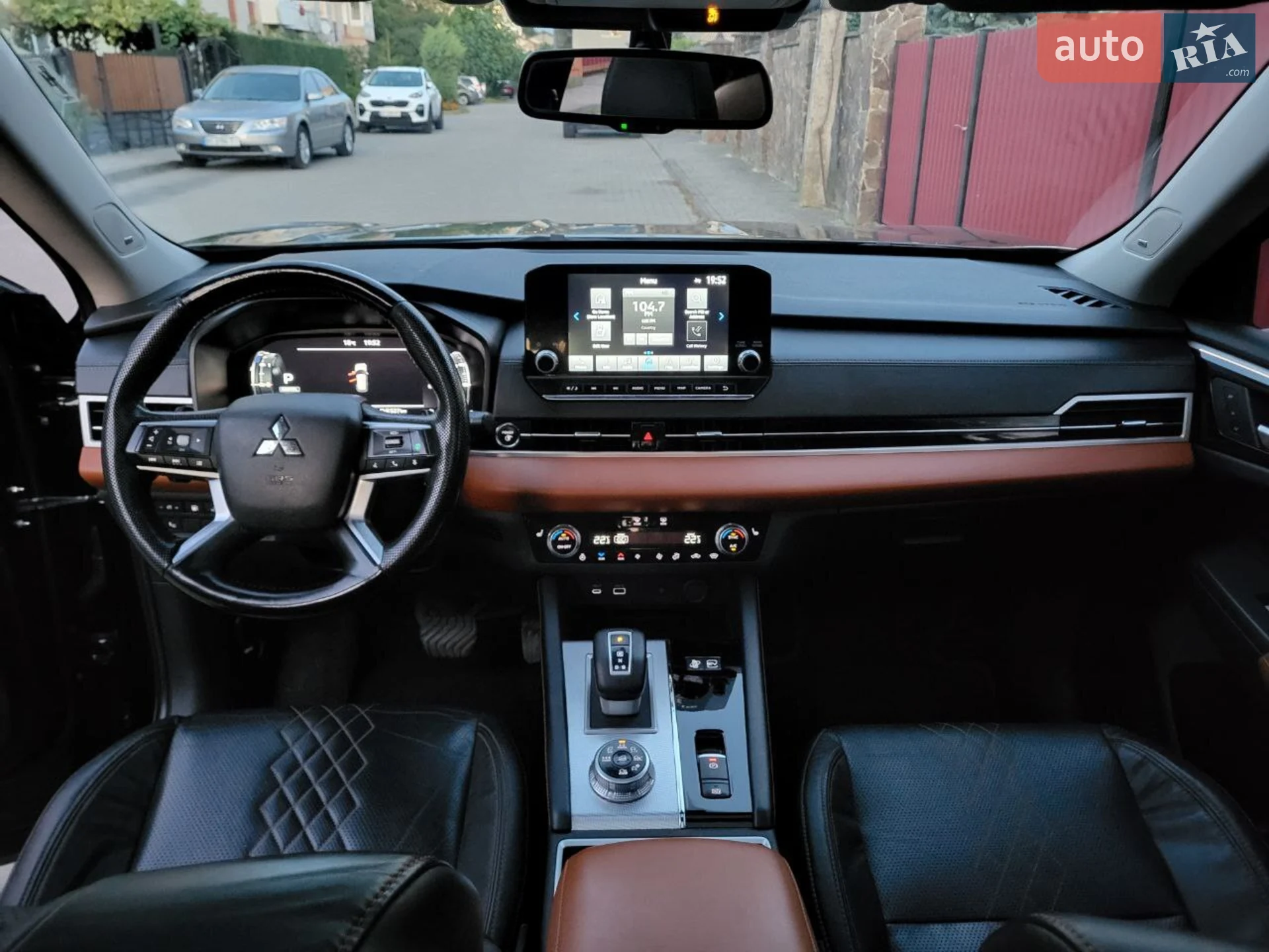 2022 Mitsubishi Outlander - мініатюра 25
